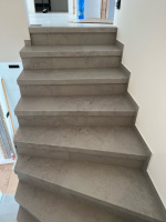 Vinylove schody s dekokrem kamene BUKOMA Beton kamen sedy Prace